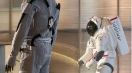 Prada Kembangkan Pakaian Dalam Astronaut untuk Misi Bulan NASA (Foto:Instagram @prada)
