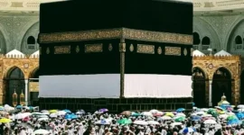 Kepulangan Jamaah Haji Dimulai Setelah Tawaf Perpisahan ( ANTARA FOTO/Citro Atmoko/sgd/nym/suara.com)