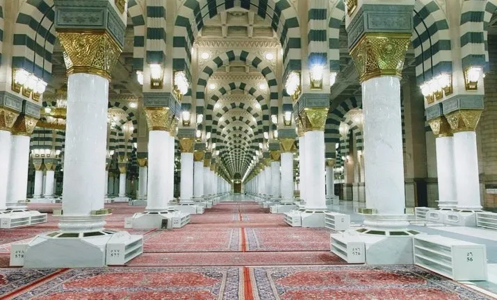 Rahasia Kebersihan 25.000 Karpet Masjid Nabawi yang Selalu Harum dan Nyaman (Foto : Masjid Nabawi/Dok. Istimewa)