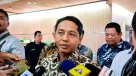 Raja Juli Akui Amplop dari Bupati Kuansing Dikembalikan Sebelum OTT KPK (Foto: Dok. Ist)