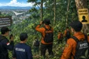 Pencarian Afriyanto di Hutan Unand Padang Masih Berlanjut ( Foto : Ilustrasi Ai )