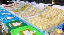 Polri Sita Emas 74 Kg dan Uang Ratusan Miliar di Kasus Korupsi (Foto: Wildan/detikcom)