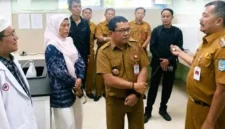 Bupati Monadi Evaluasi RSUD Bukit Kerman, Tingkatkan Layanan BPJS (Foto: dok. ist)