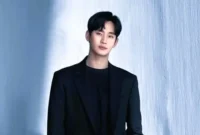 Kim Soo Hyun Kembali ke Dunia Hiburan Lewat Iklan Bench (Foto: dok. Ist)